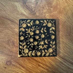 Vintage Volupté Compact Powder & Mirror